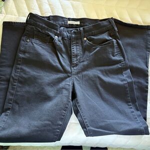 Black Levis Women’s Denim Jeans